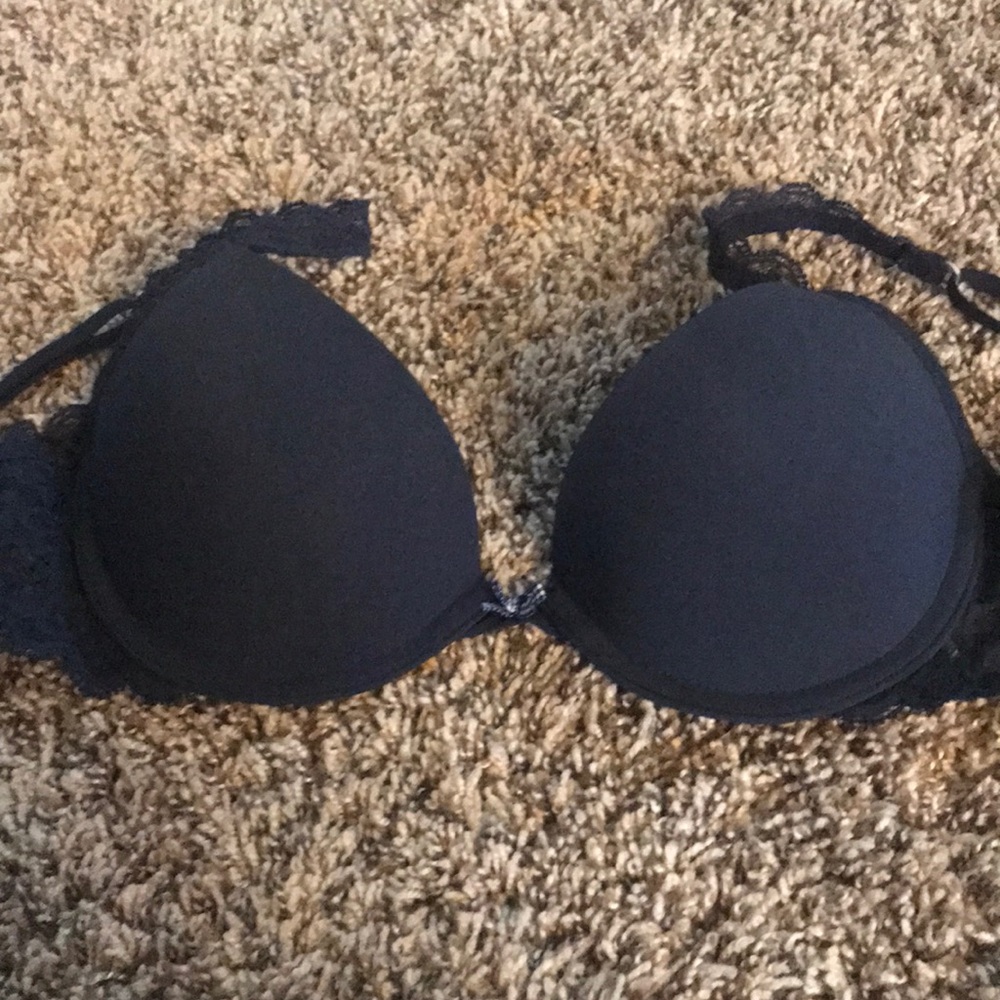 New Without Tags Gilly Hicks Push ’Em Up Bra